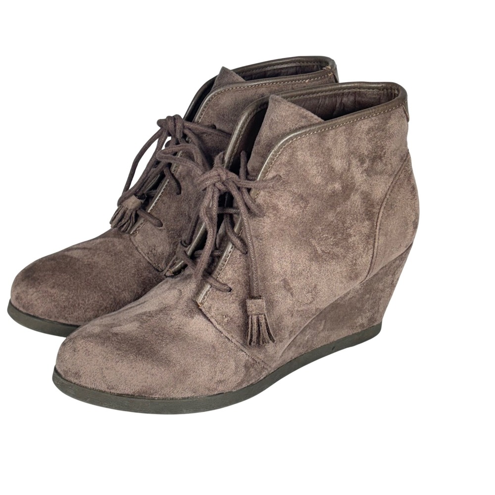 Madden Girl Dallyy Wedge Ankle Boots Brown Suede Tassel Lace Up Boho Women 8.5